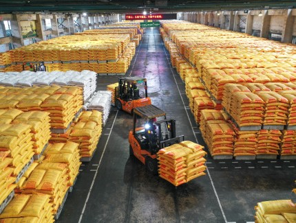 肥料销售好做吗？挣钱吗？深度解析肥料市场的创业机会与前景